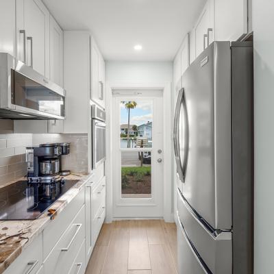21 Kitchen 2